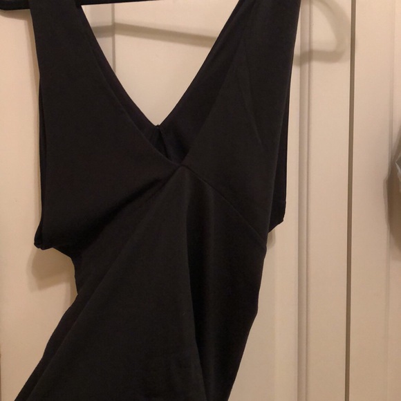Express Black tank top - Picture 2 of 4